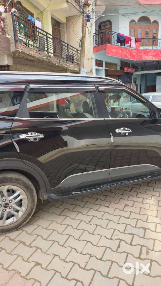 Kia Carens 2024 Petrol 21000 Km Driven