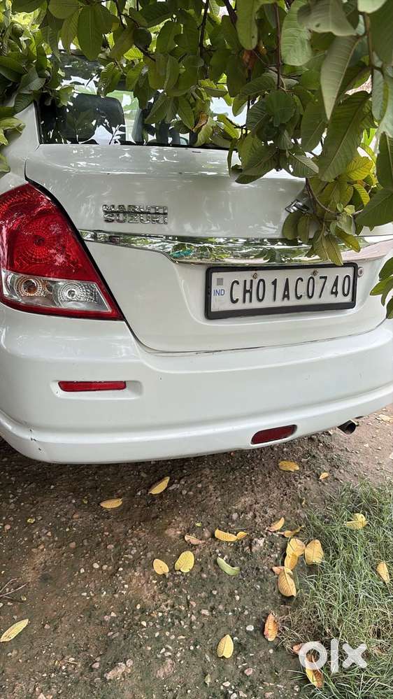 Maruti Suzuki Swift Dzire Vxi Optional, 2010, Petrol