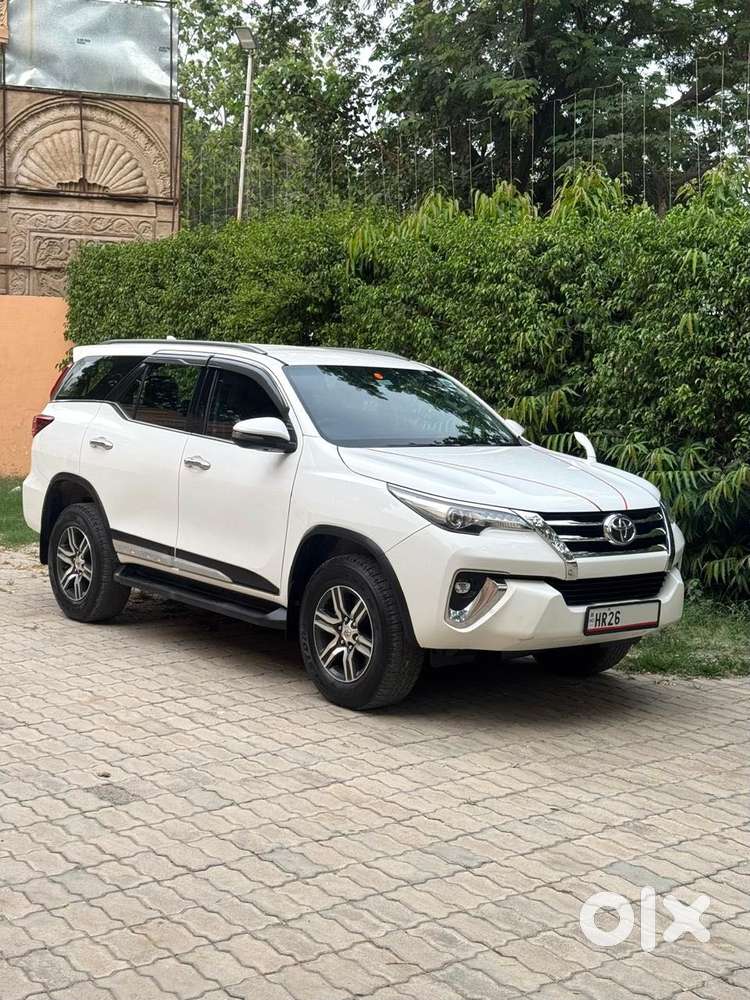 Toyota Fortuner 4x2 At, 2019, Diesel