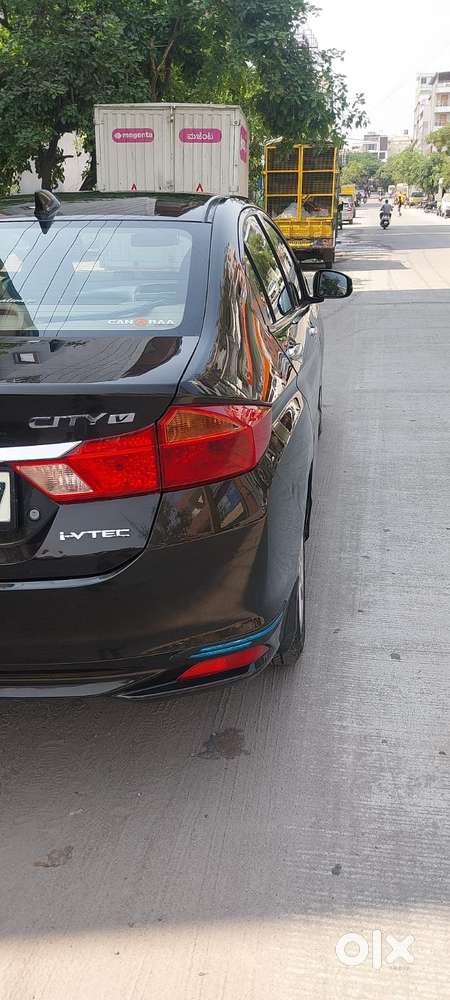 Honda City I-vtec V, 2016, Petrol
