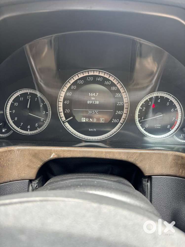 Mercedes-benz E-class Petrol 2011