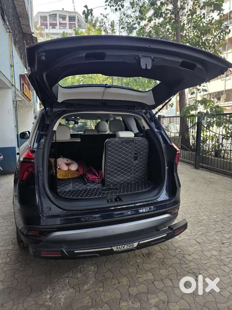 Xuv700-ax7-l-m Like New, 3yrs Mahindra Warranty,doctors Car,26k Kms