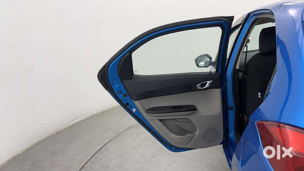 Tata Tiago 1.2 Revotron Xz Plus, 2018, Petrol