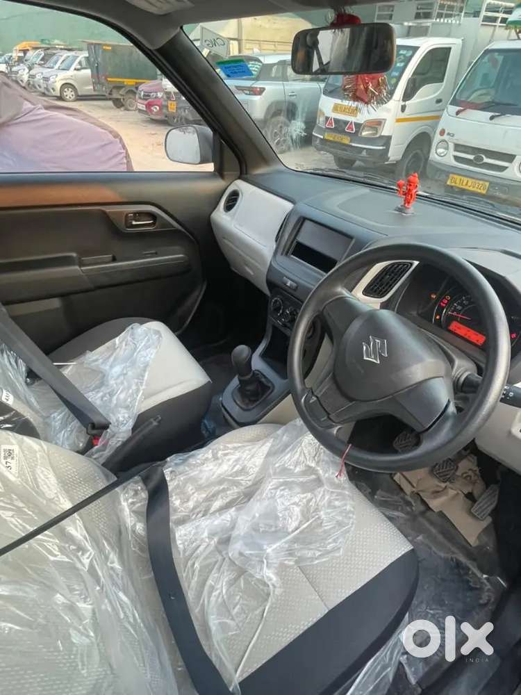 Kharab Civil Per Bhi Taxi Ya Privet Car Finance Karaye