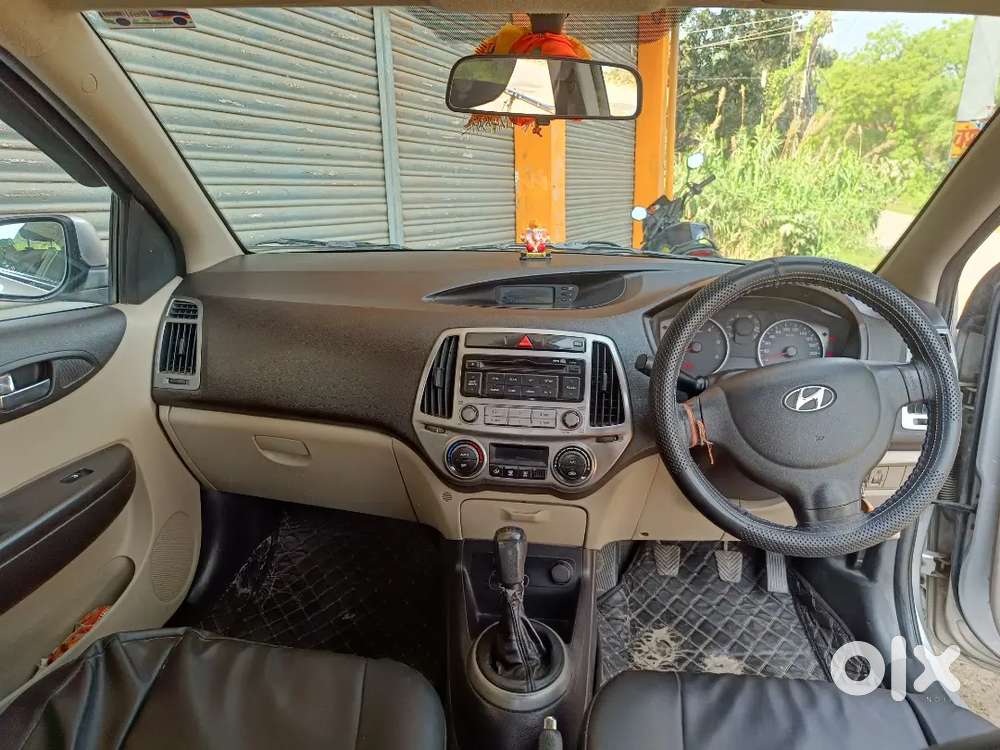 Hyundai I20 2013 Diesel 100000 Km Driven