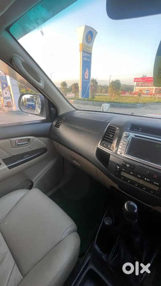 Toyota Fortuner 2014