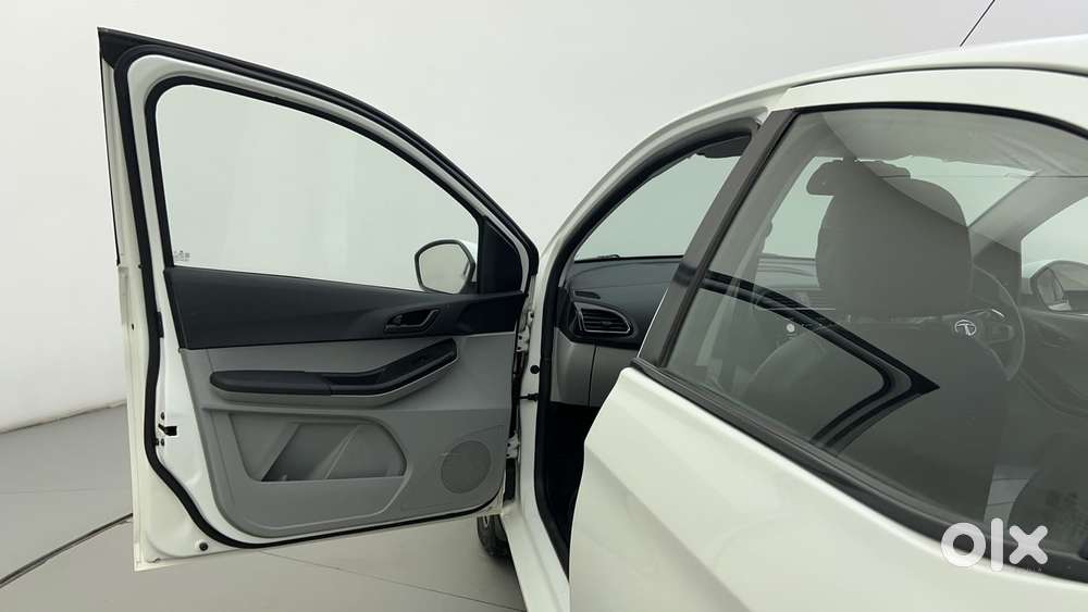 Tata Tiago Xza, 2021, Petrol