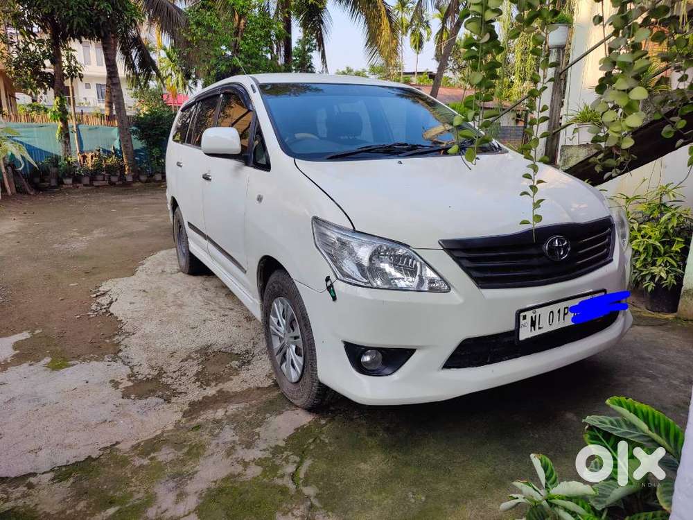 Toyota Innova 2013