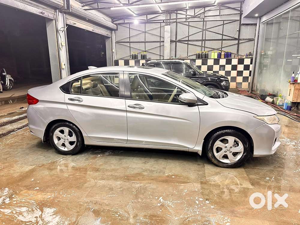 Honda City Hybrid Ehev 2016 Cng & Hybrids 100000 Km Driven