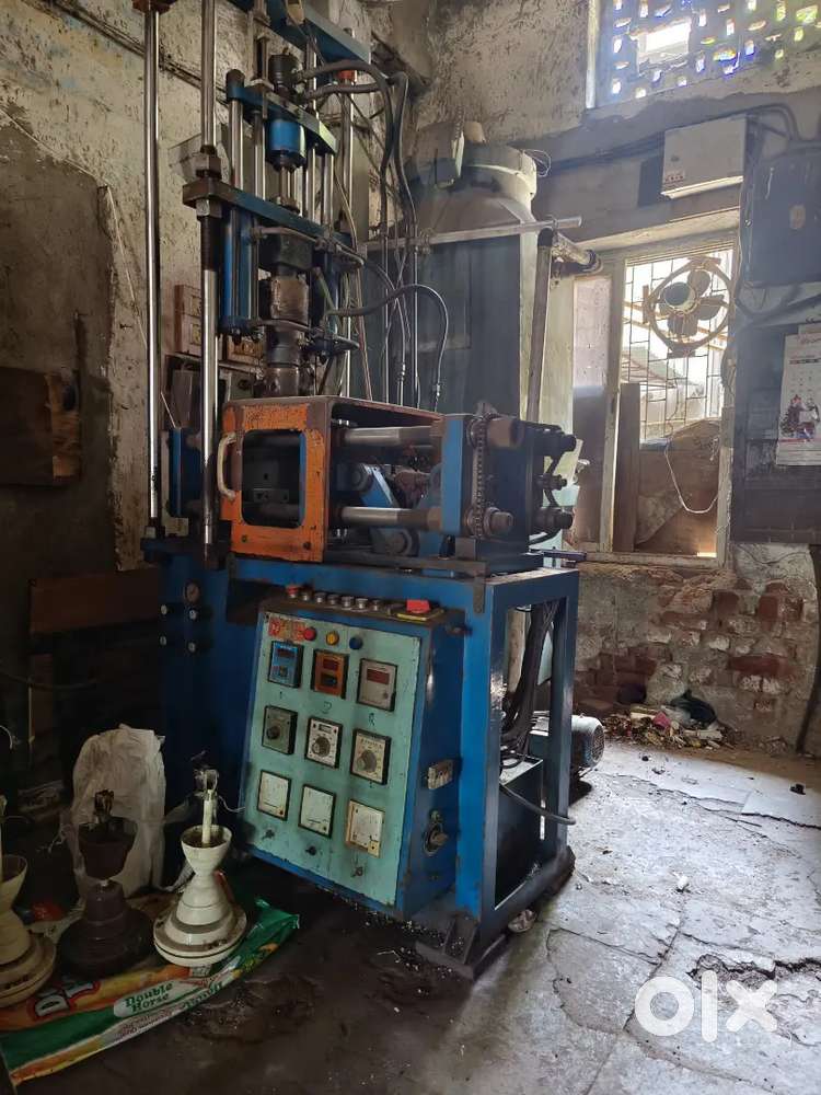95 gram vertical injection moulding machine for sale in Malad west