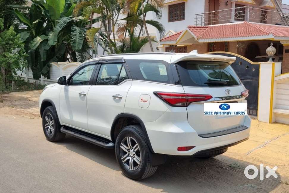 Toyota Fortuner 4x2 At 2.8 Diesel, 2022, Diesel