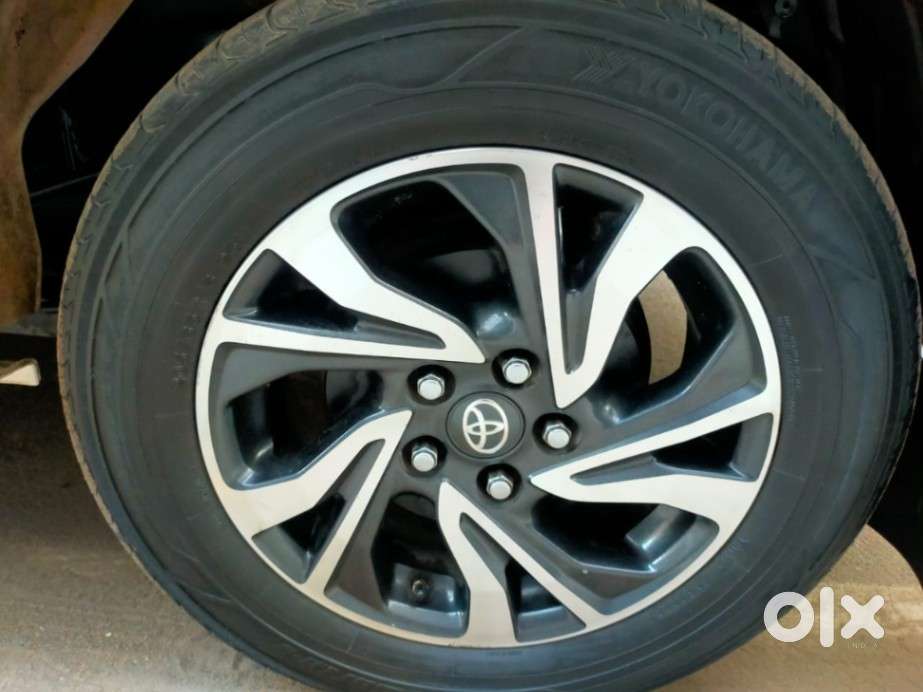 Toyota Innova Crysta 2.4 G Mt 7 Str, 2021, Diesel