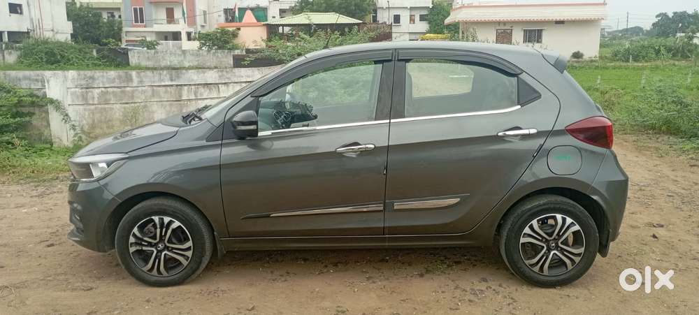 Tata Tiago 1.2 Revotron Xt (o), 2023, Diesel