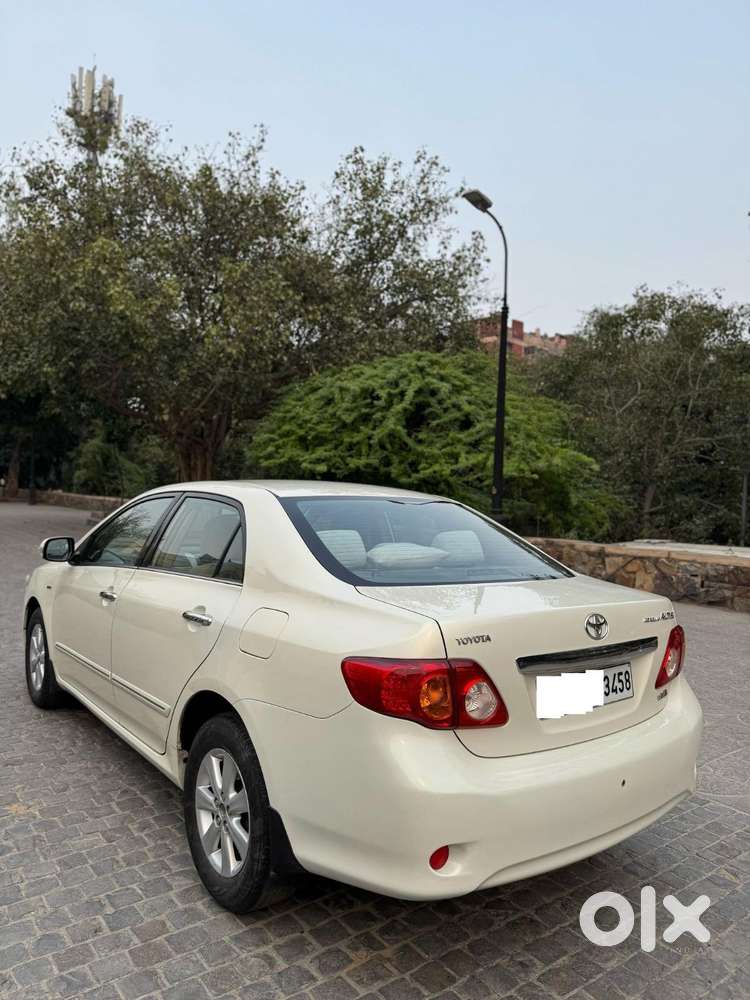 Toyota Corolla Altis