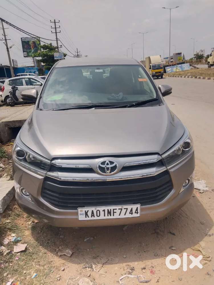 Toyota Innova Crysta 2019