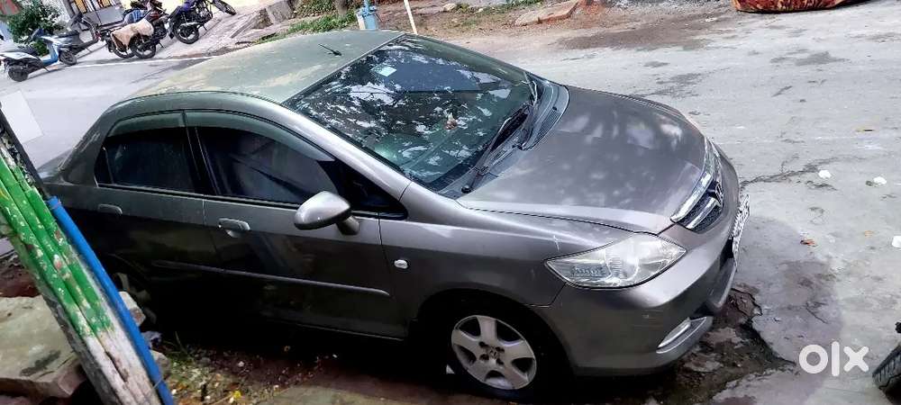 Honda City Zx 2006 Petrol Well Maintained