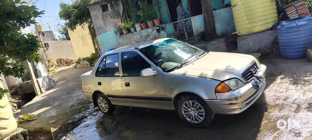 Maruti Suzuki Esteem 2005