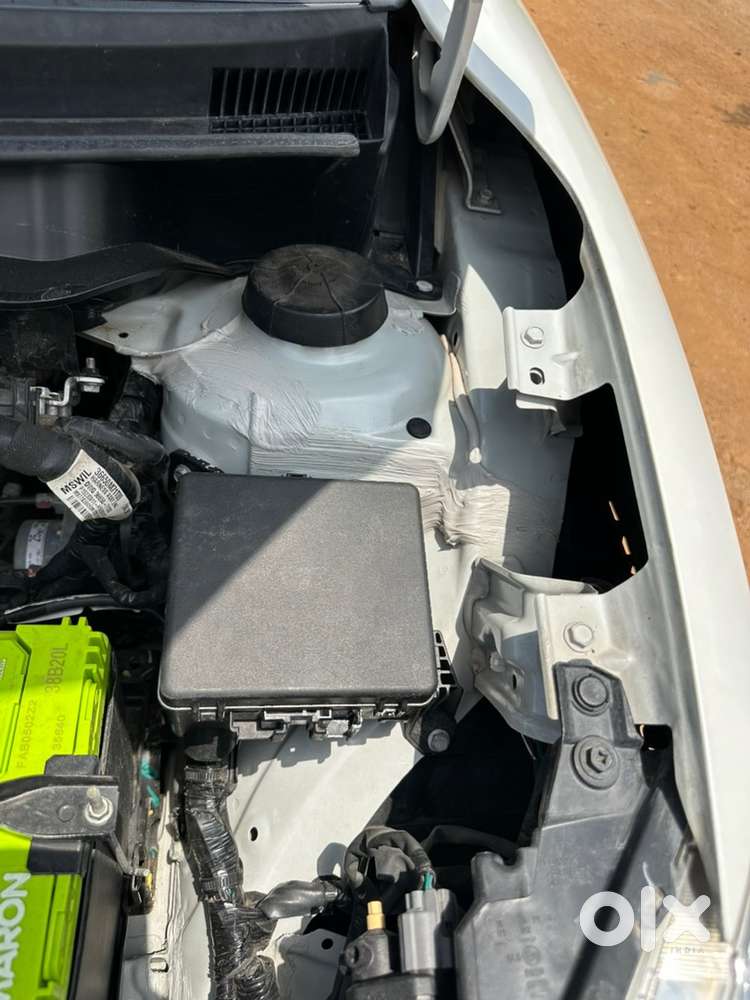 2023 Maruti Dzire 1.2 Zxi And Cng