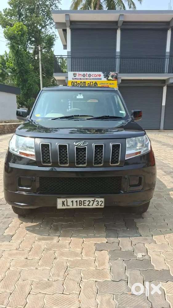 Mahindra Tuv 300 2017