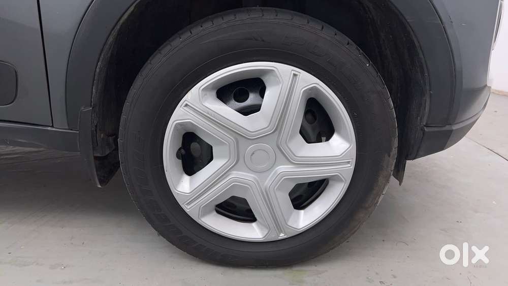 Tata Nexon 1.2 Revotron Xm, 2020, Petrol