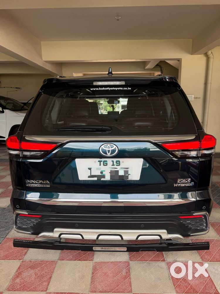 Toyota Innova Hycross 2.0 Zx Hybrid 7 Str, 2024, Diesel