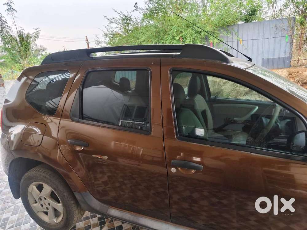 Good Condition  Dustor Power Window , Po Stering, Petrol .ac