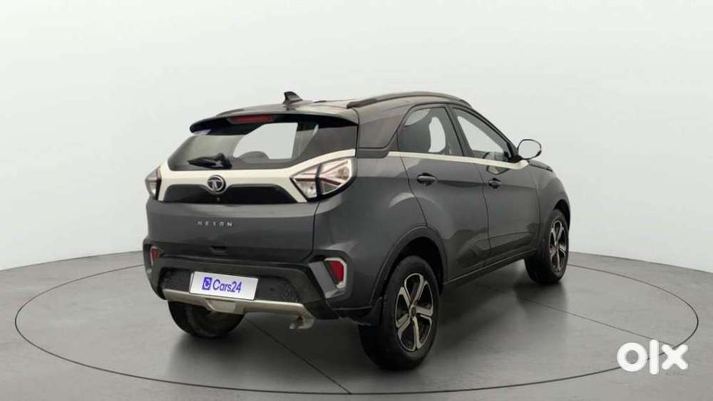 Tata Nexon Fearless Plus 1.2 Revotron Petrol 6 Mt, 2022, Petrol