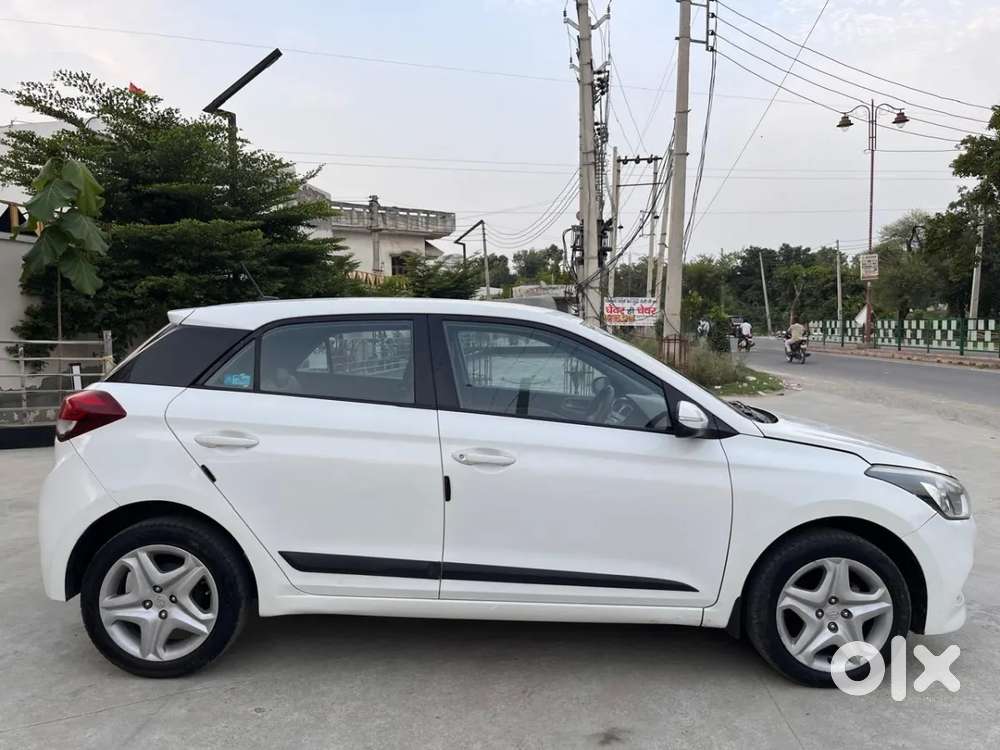 Hyundai Elite I20 Asta Option, 2018, Petrol