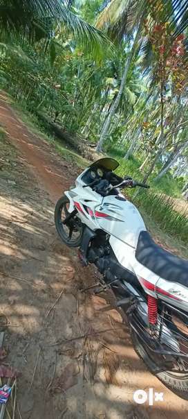 Karizma bike best sale second hand olx