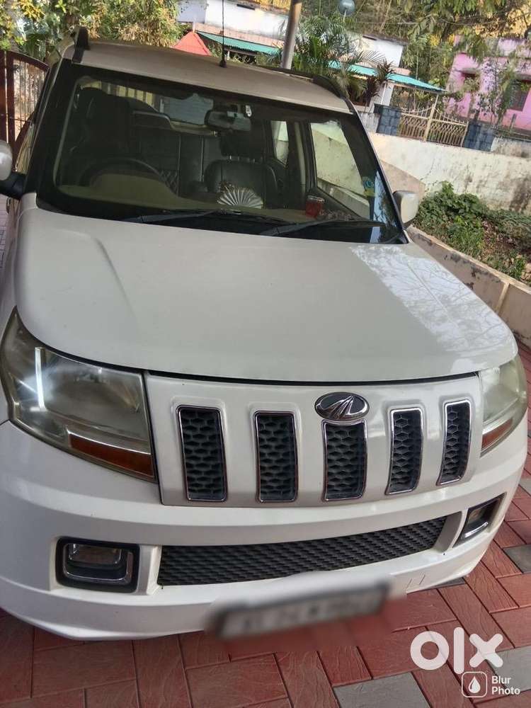 Mahindra Tuv 300 2016 Diesel 200000 Km Driven