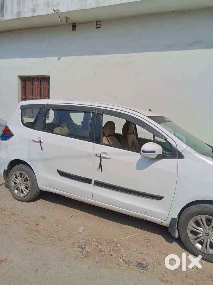 Maruti Suzuki Ertiga 2017 Petrol 150000 Km Driven