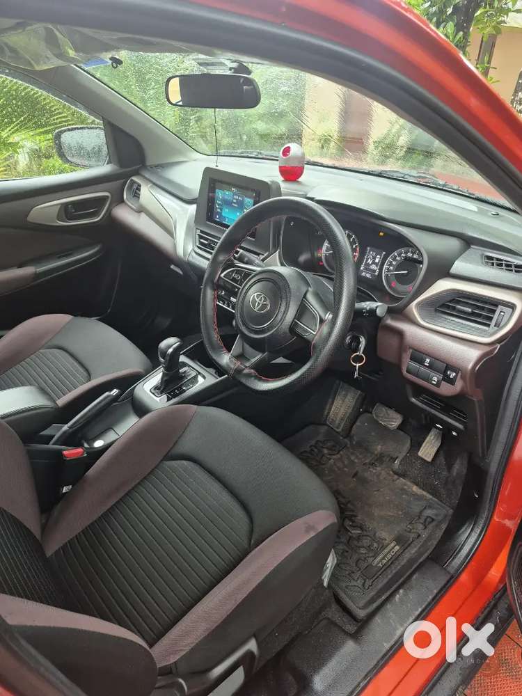 Toyota Urban Cruiser Petrol 2024