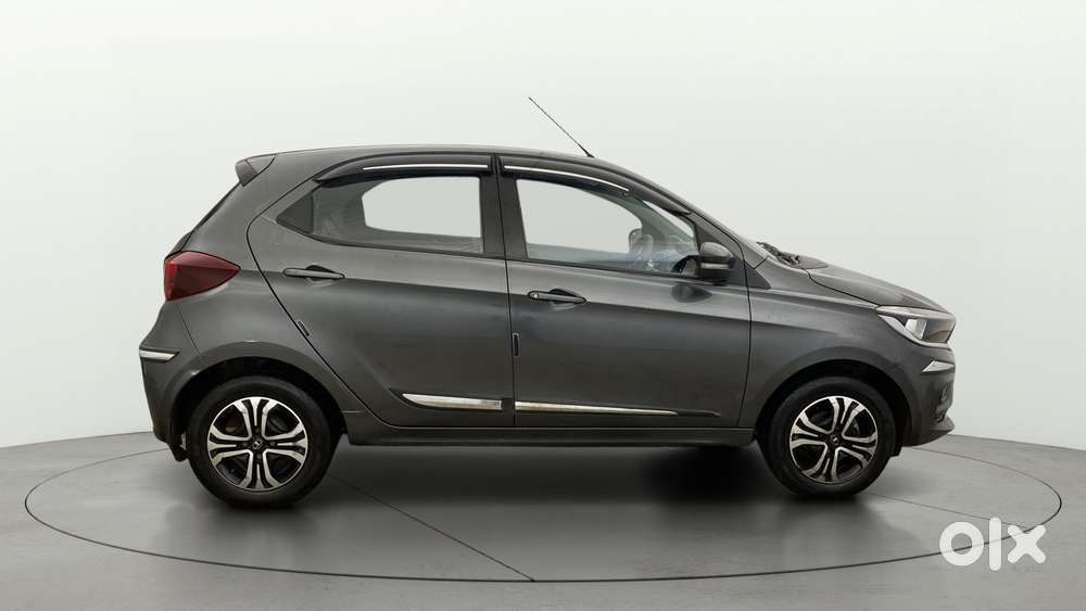 Tata Tiago 1.2 Revotron Xta, 2023, Petrol