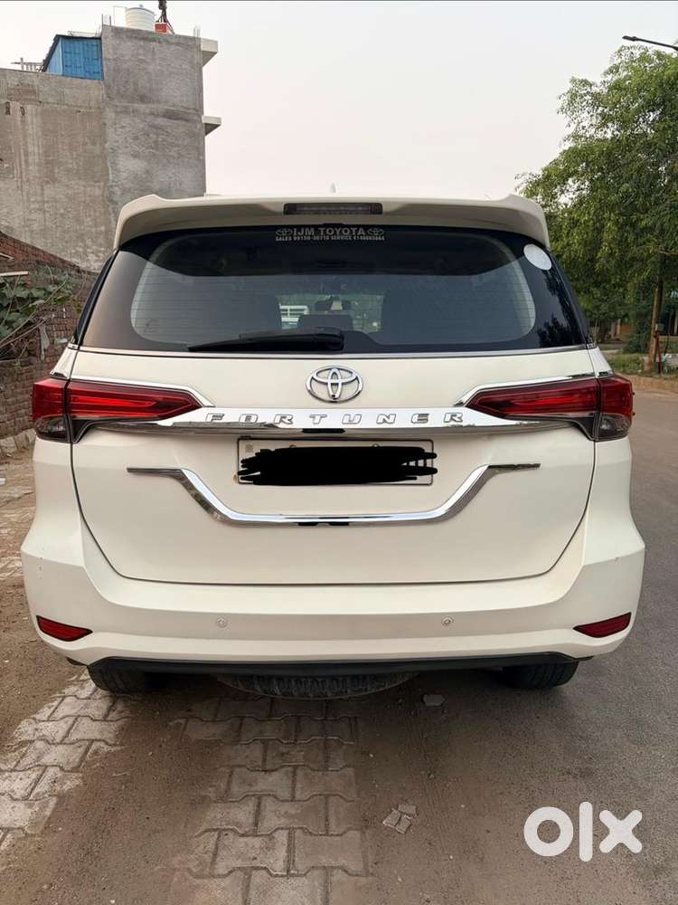 2018 Toyota Fortuner Diesel, Automatic, Km Driven 72000