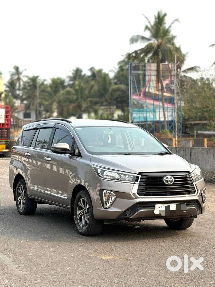 Toyota Innova Crysta 2.8 Gx At, 2022, Diesel
