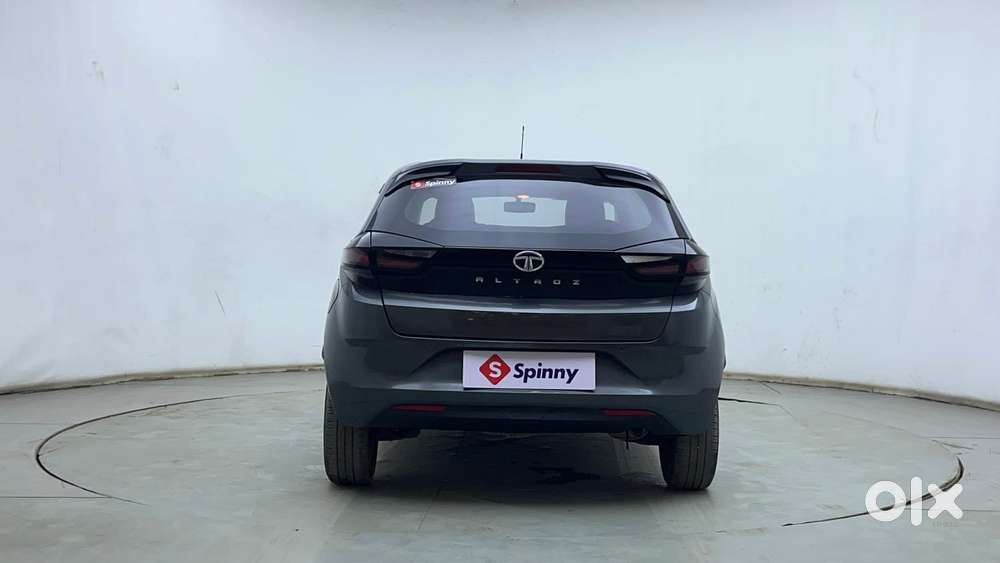 Tata Altroz 1.2 Xm Plus, 2022, Petrol
