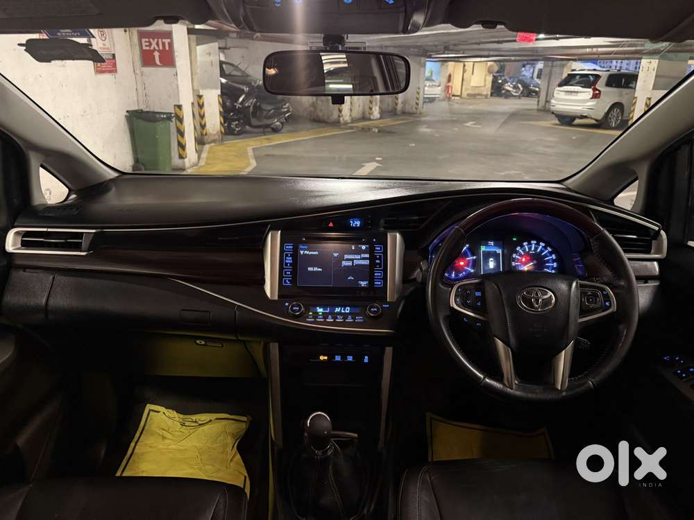 Toyota Innova Crysta Zx 2.4 Diesel 7 Seater, 2016, Diesel