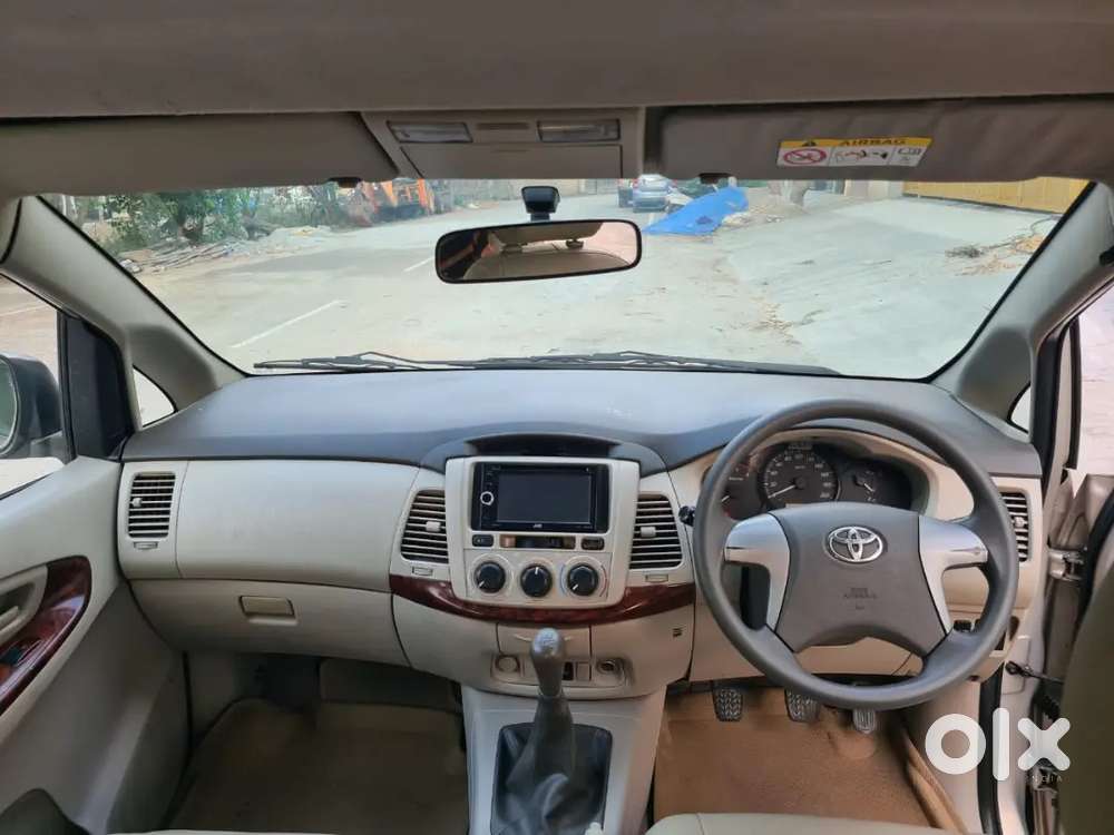 Toyota Innova 2012 Diesel Well Maintained