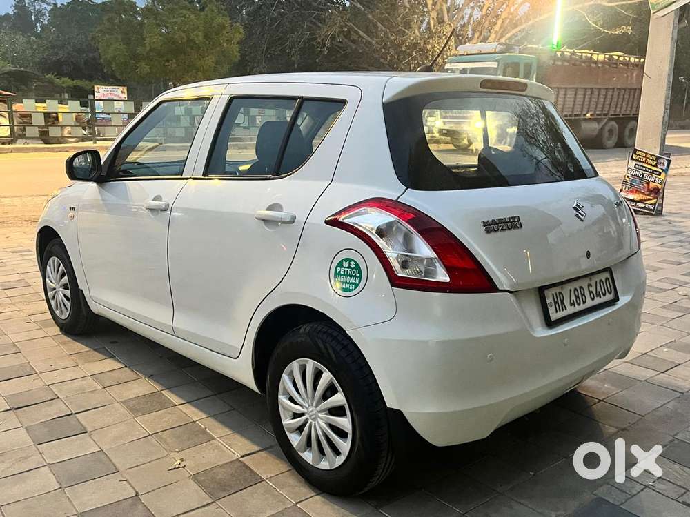 Maruti Suzuki Swift Lxi Optional-o, 2018, Petrol