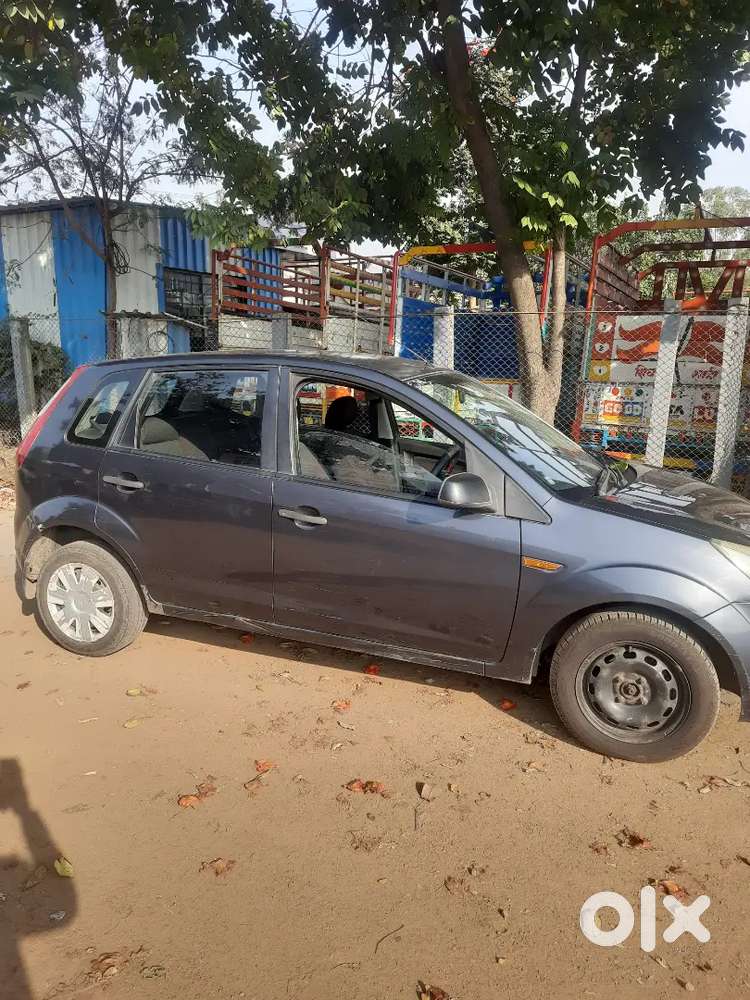 Ford Figo Petrol Manual 2010 Car