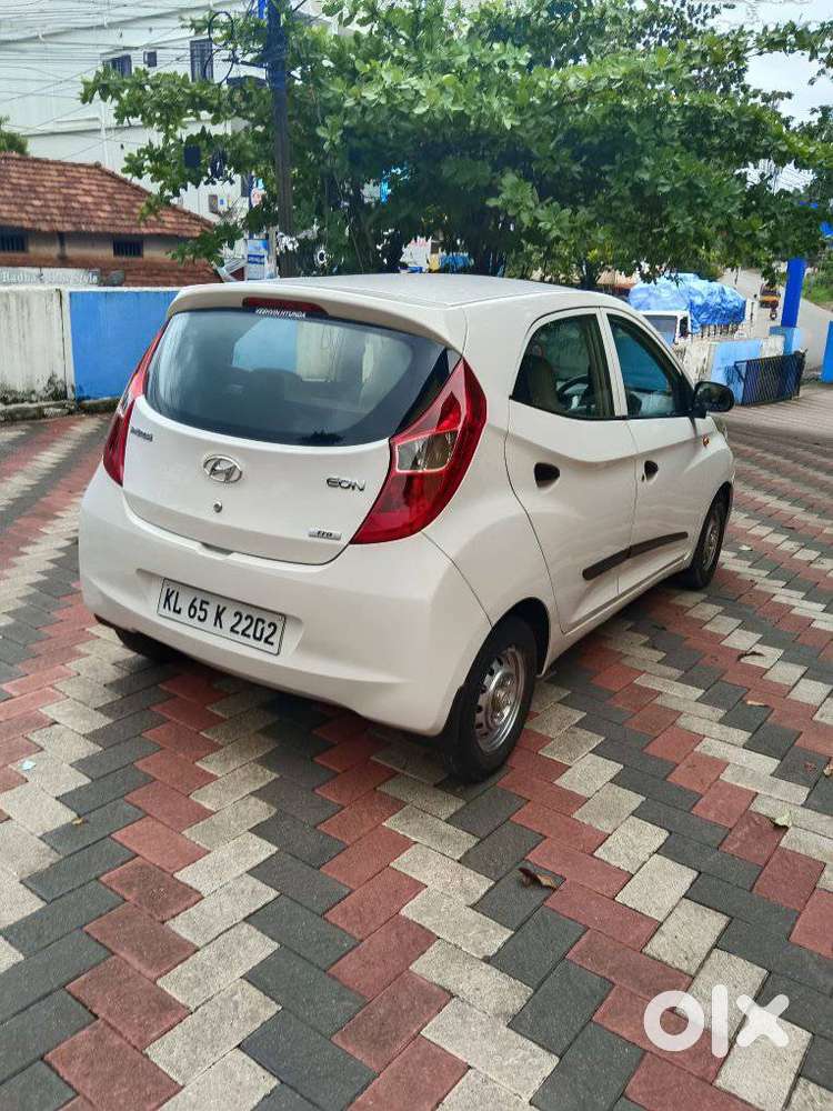 Hyundai Eon Era +, 2017, Petrol
