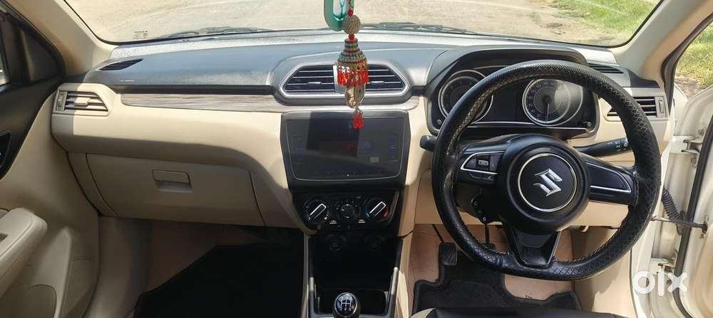 Maruti Suzuki Dzire 1.2 Vxi, 2022, Petrol