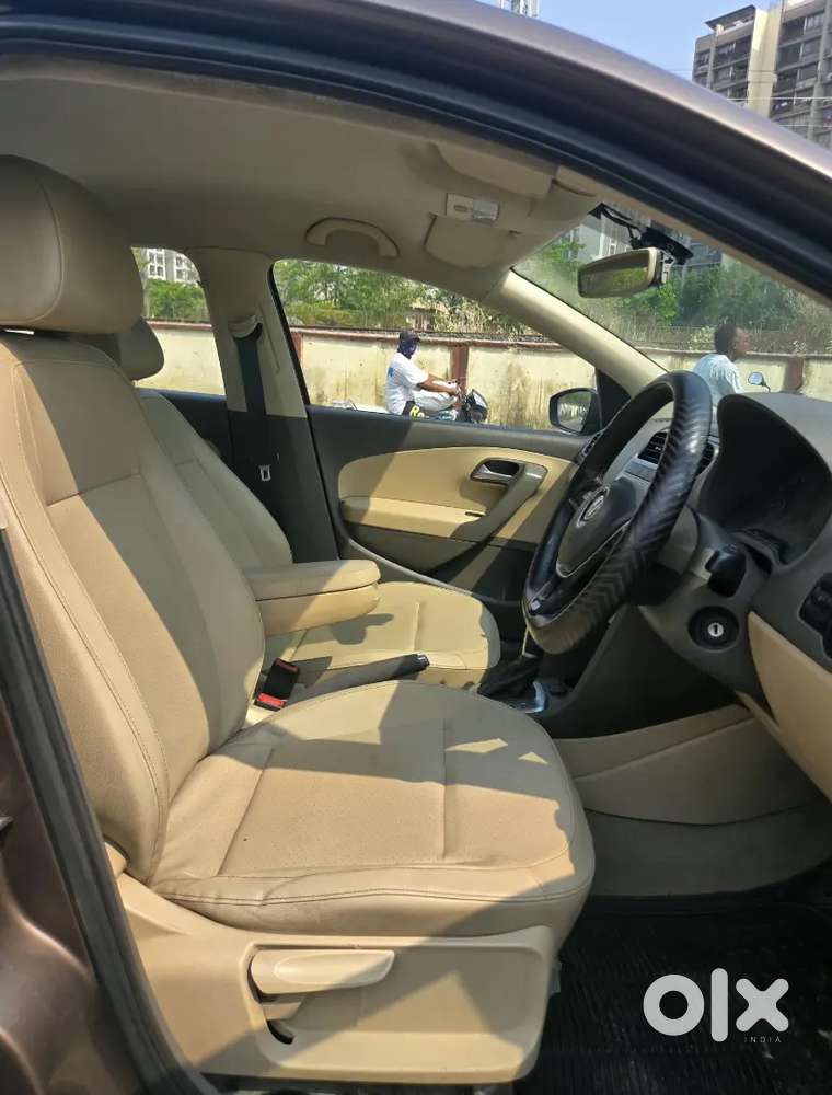 Volkswagen Vento Highline Automatic 2016 Petrol