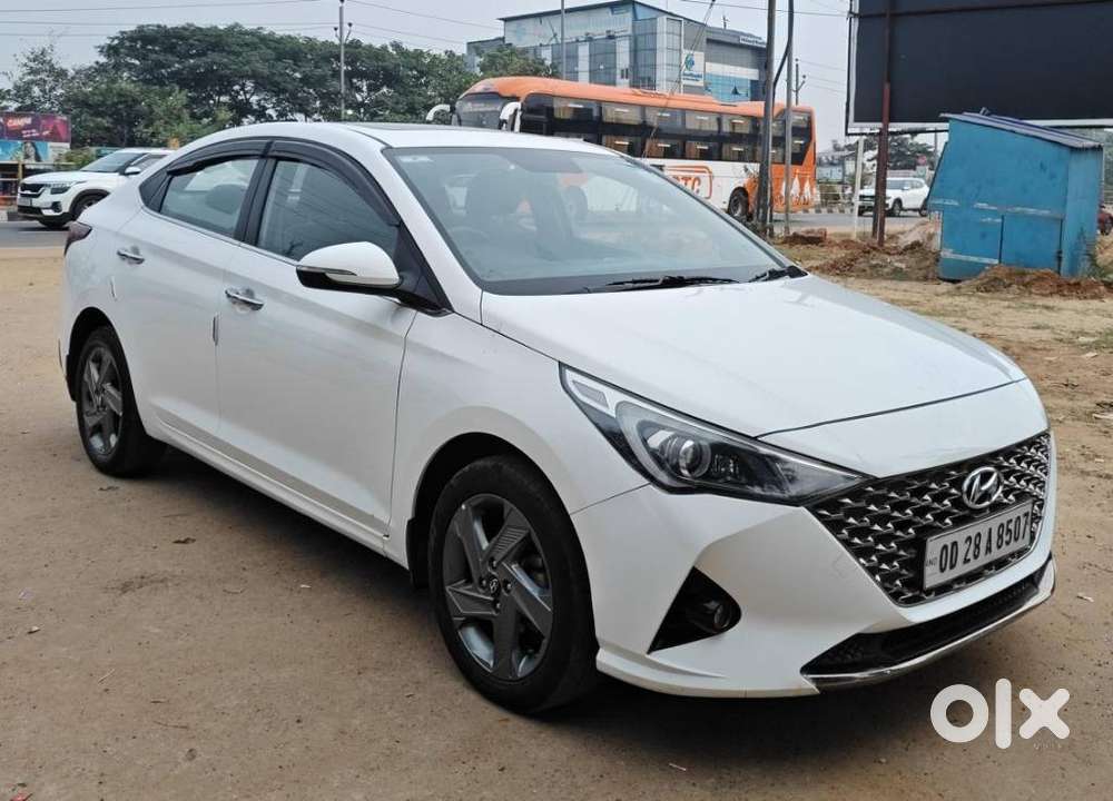 Hyundai Verna 1.5 Sx Petrol Mt, 2021, Petrol