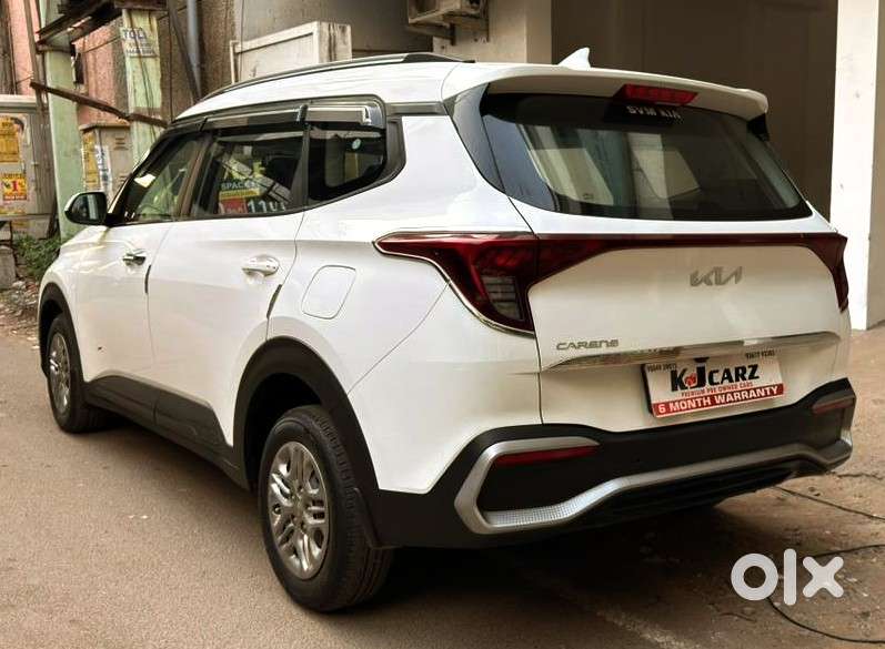 Kia Carens 1.5 Prestige 7 Str, 2023, Petrol