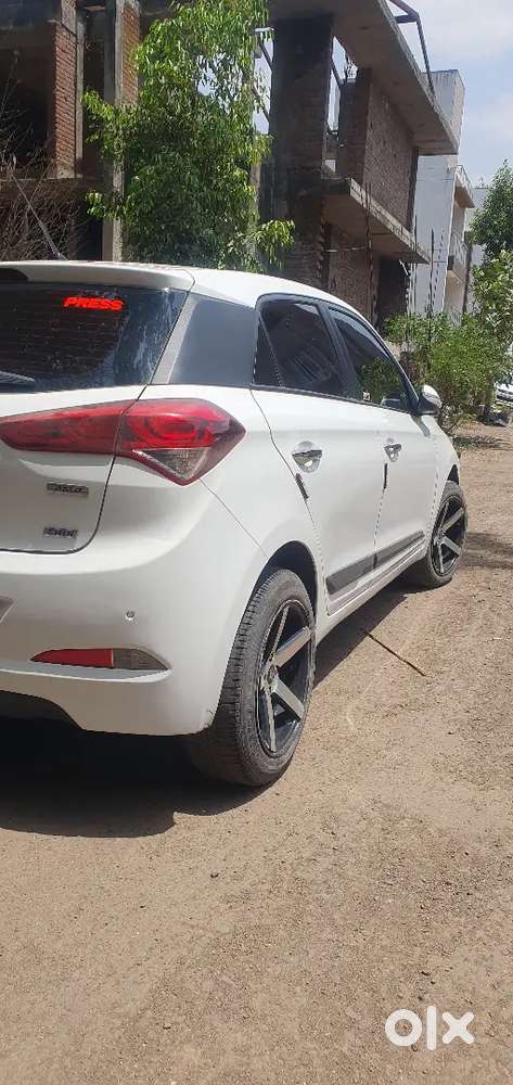 Hyundai I20 Asta Diesel 2015
