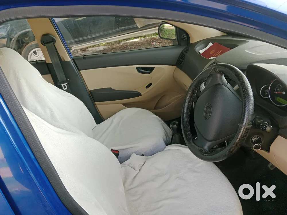 Hyundai Eon Magna+ 2015 Petrol Manual