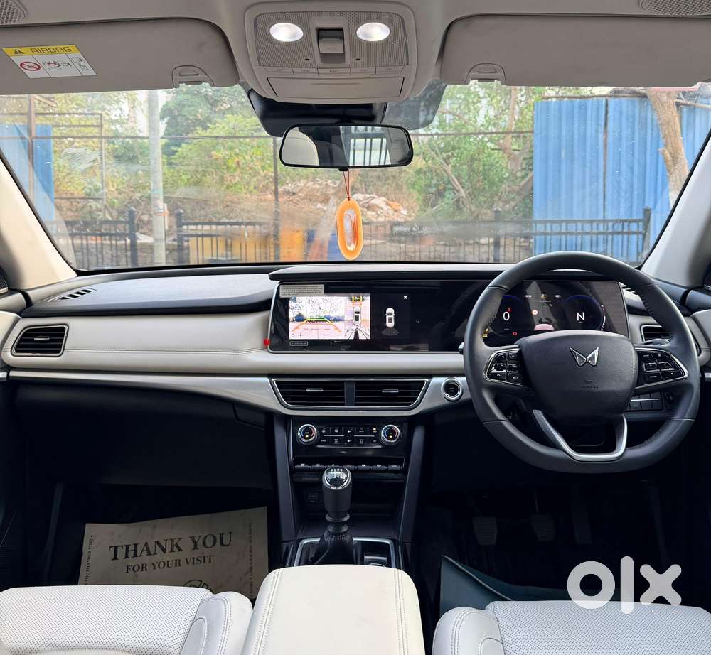 Mahindra Xuv700 2.2 Ax 7 Diesel Mt Luxury Pack Str, 2025, Diesel