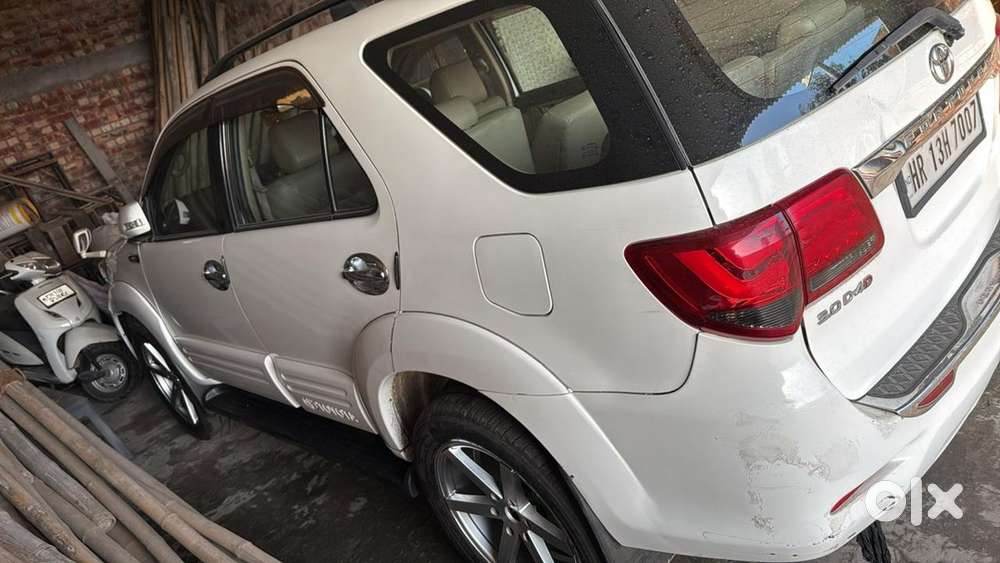 Toyota Fortuner 2013 Diesel Well Maintained