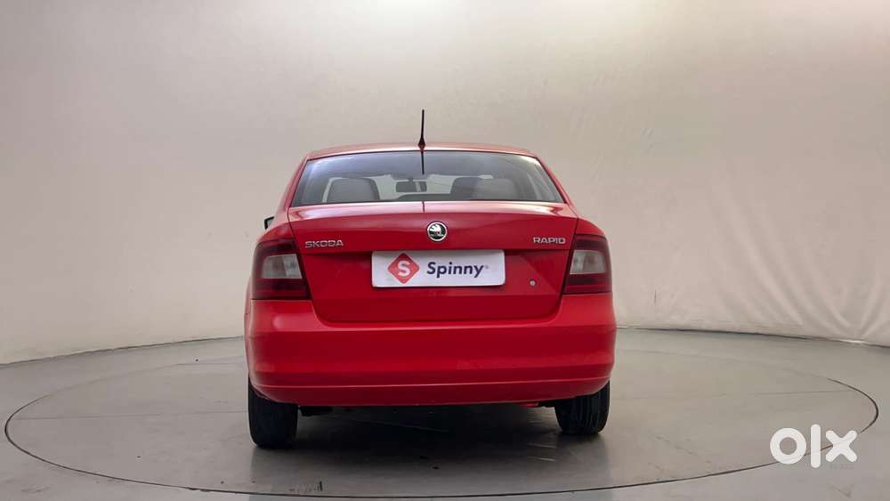 Skoda Rapid 1.6 Mpi Elegance Plus, 2015, Petrol